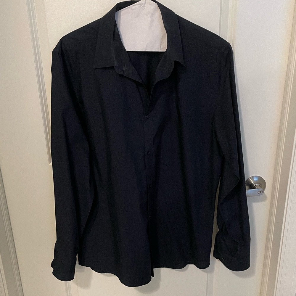 H&M mens Navy button down long sleeve shirt